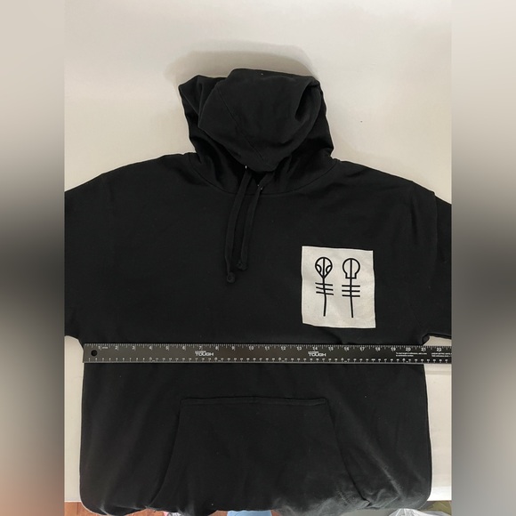 Twenty One Pilots Hooded Sweatshirt Clique Skeleton Keys Hoodie Medium - Picture 6 of 7